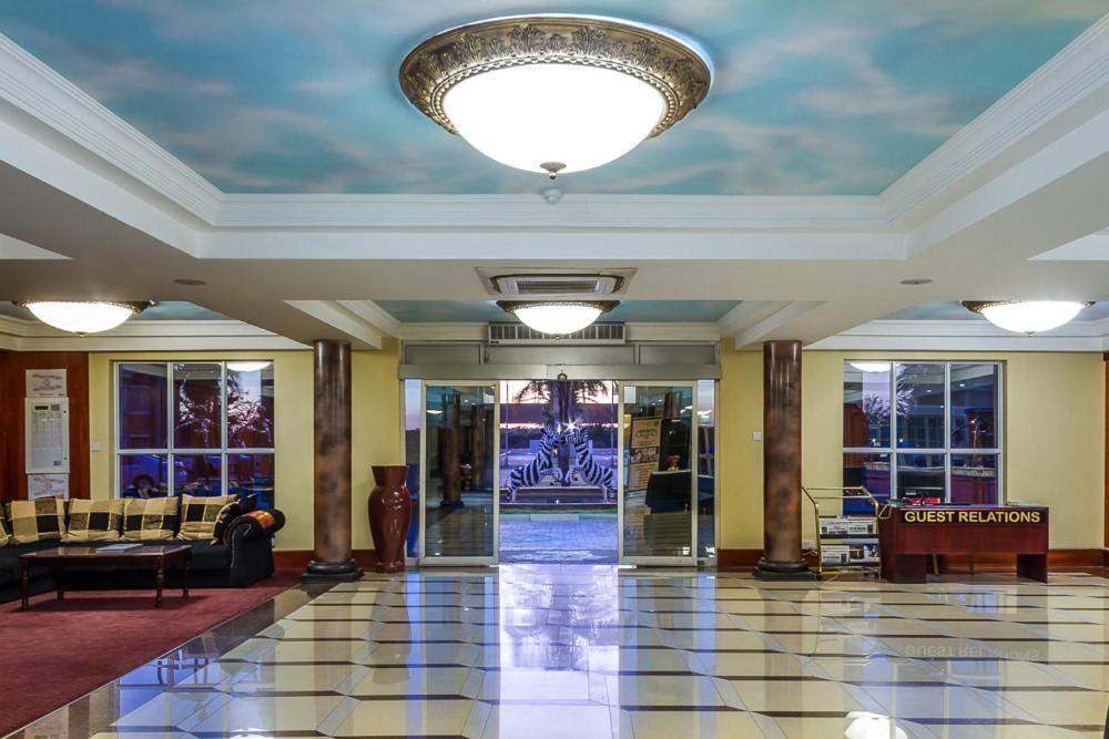 Majestic Five Hotel Palapye Екстериор снимка